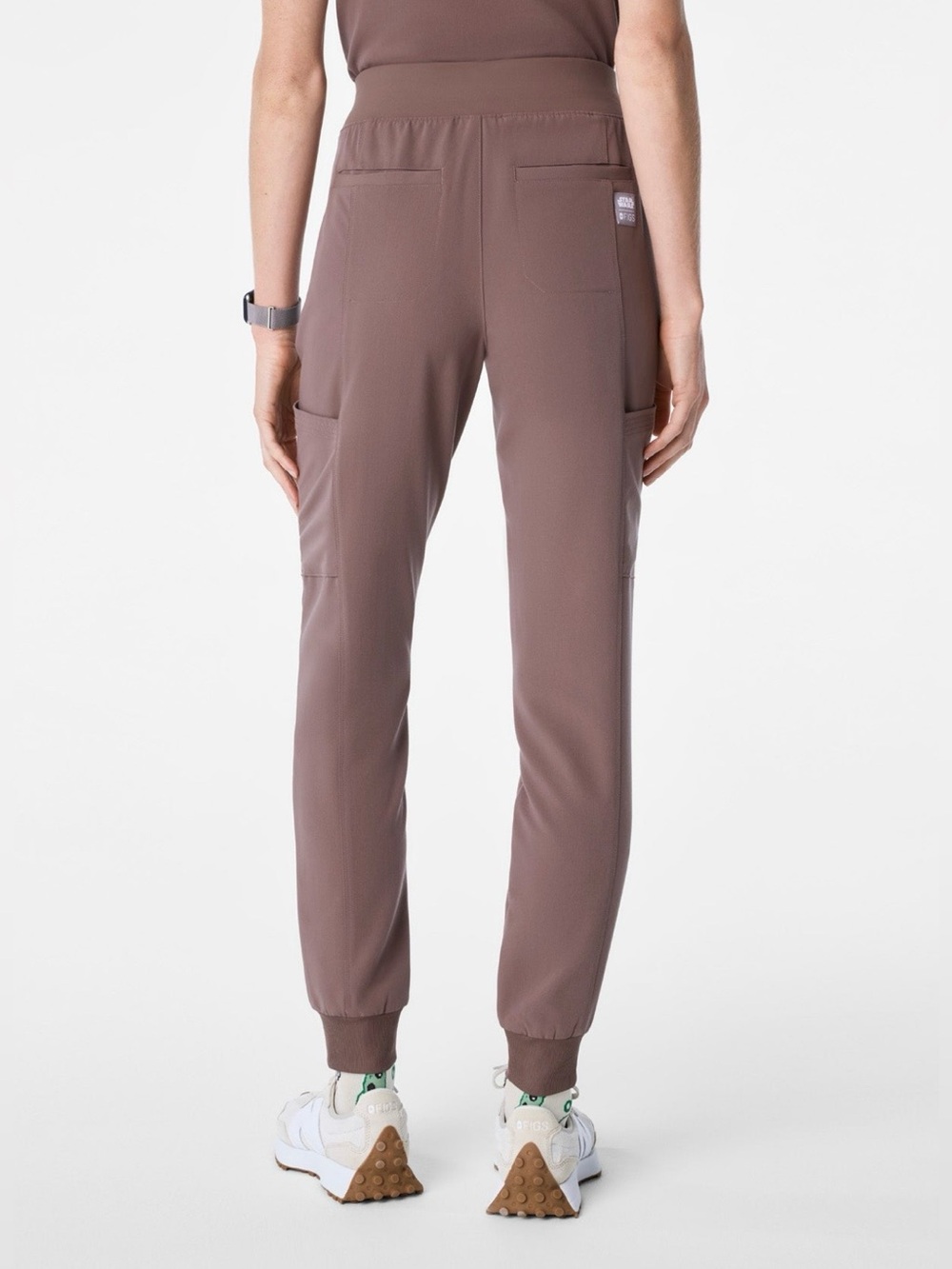 Star Wars Figs Scrub Pants✨
Smokey Taupe NWT - Picture 3 of 6
